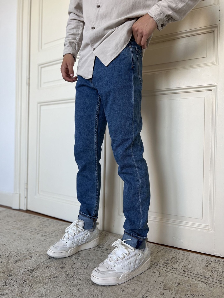 jean-jeans-bleu-homme-vetements-5.jpg