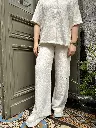 ensemble-chemise-polo-blanc-white-pantalon-minimumfashion-sustainablefashion-modedurable-moderesponsable-pantalon-totallook4.webp