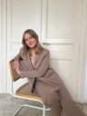 ensemble-blazer-tailleur-pantalon-taupe-femme-vetements-minimum-5.JPG